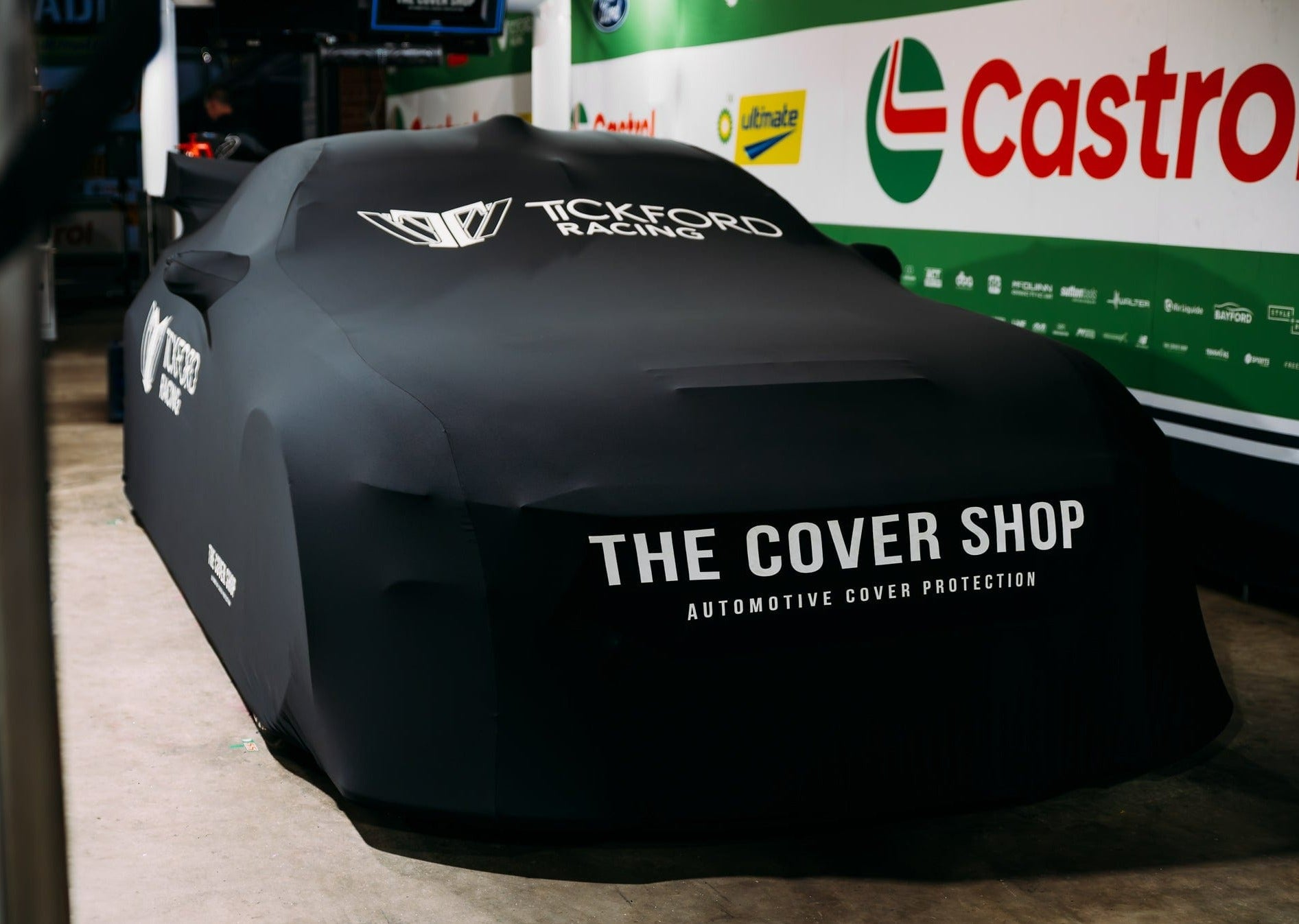 The V8 Supercar Collection